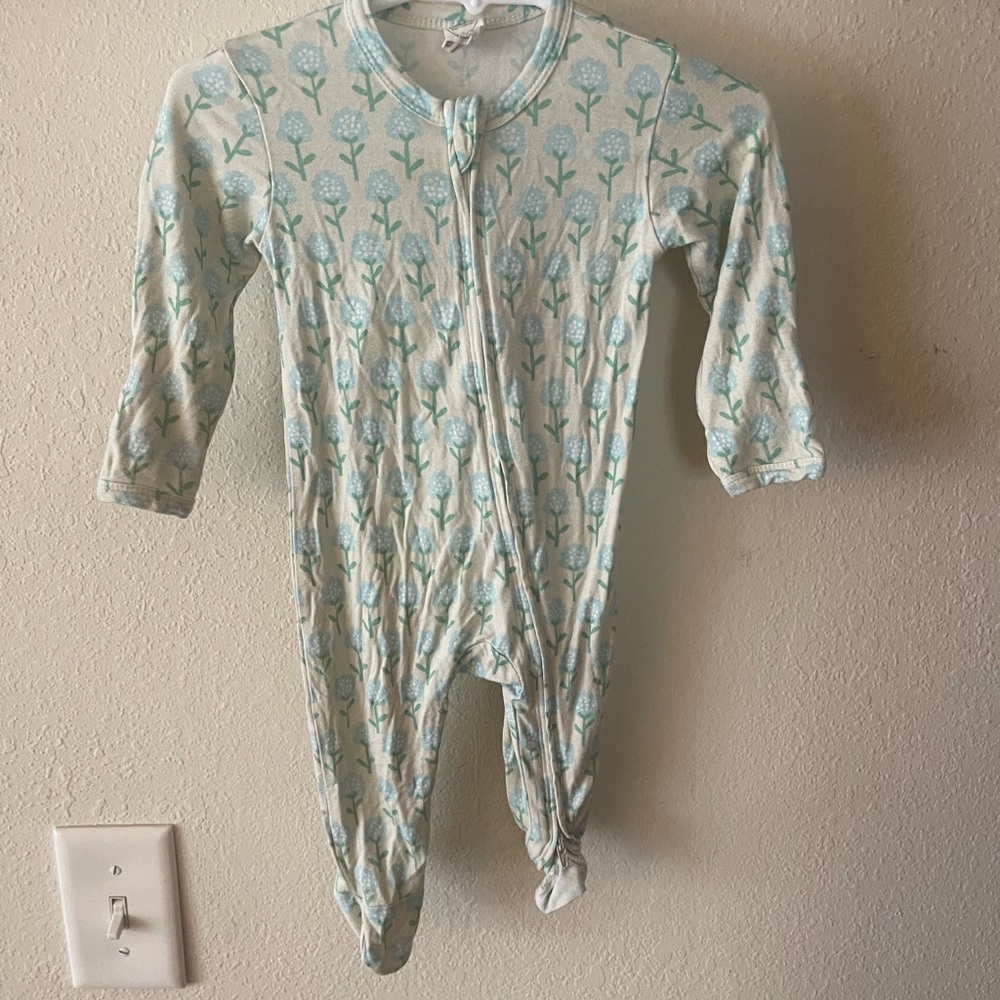 Larkspur bamboo footie 3-6m